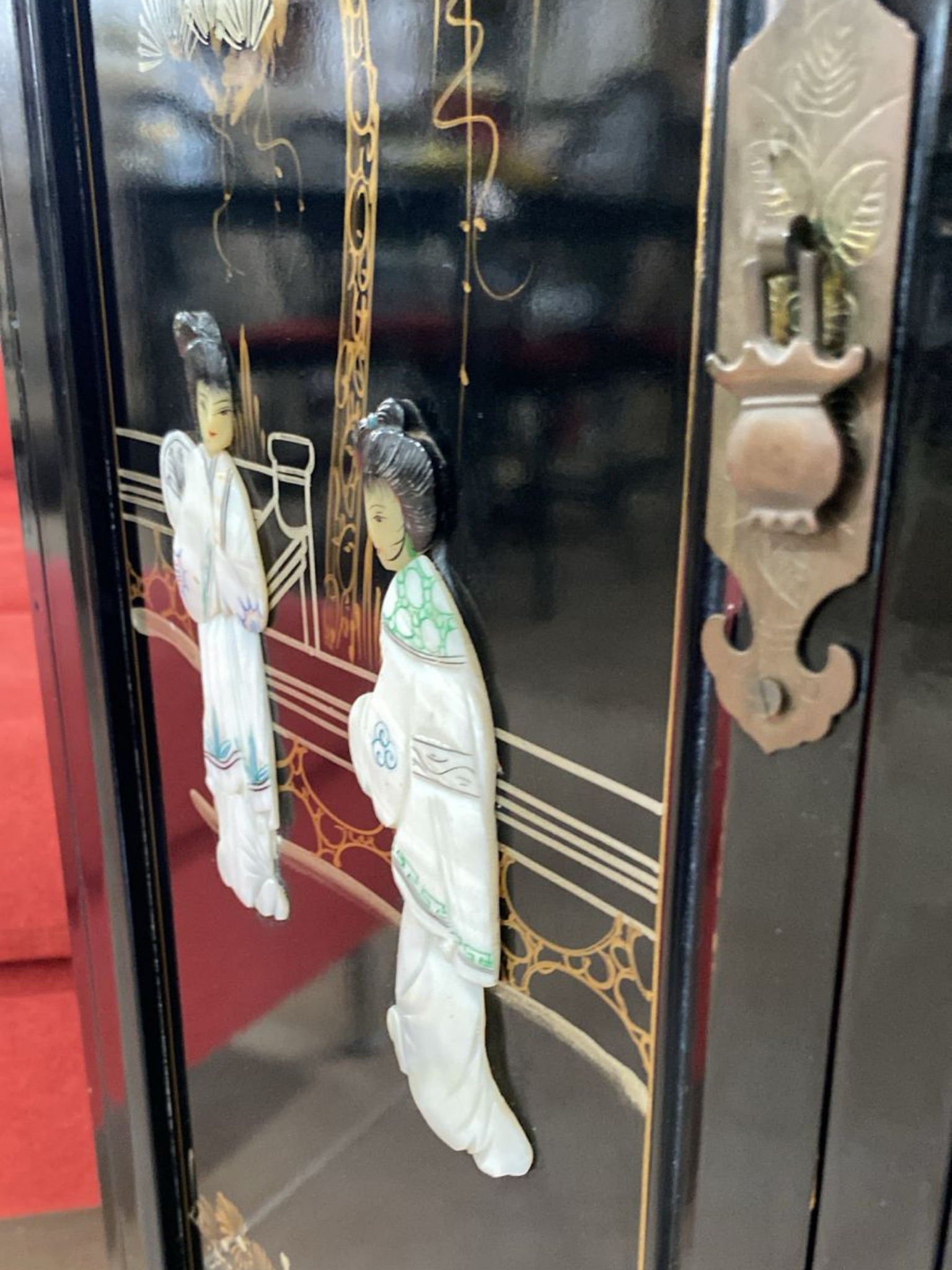Oriental Lacquered Drinks Cabinet / Sideboard